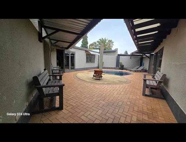 3 BEDROOM HOUSE FOR SALE IN PARKRAND